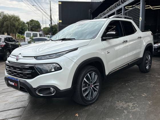 FIAT TORO 2.0 16V TURBO DIESEL VOLCANO 4WD AT9
